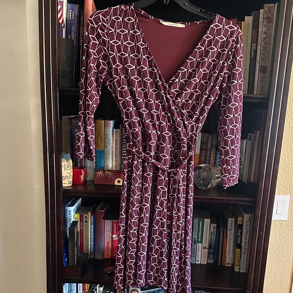 41 Hawthorn faux wrap midi dress size med EUC